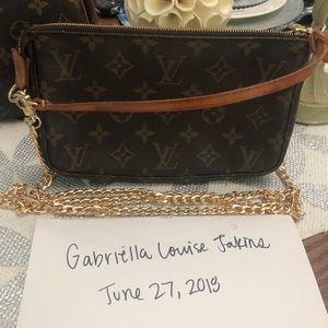 Louis Vuitton pochette